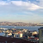Historical Flat In Galata - Tatar Beyi Street
