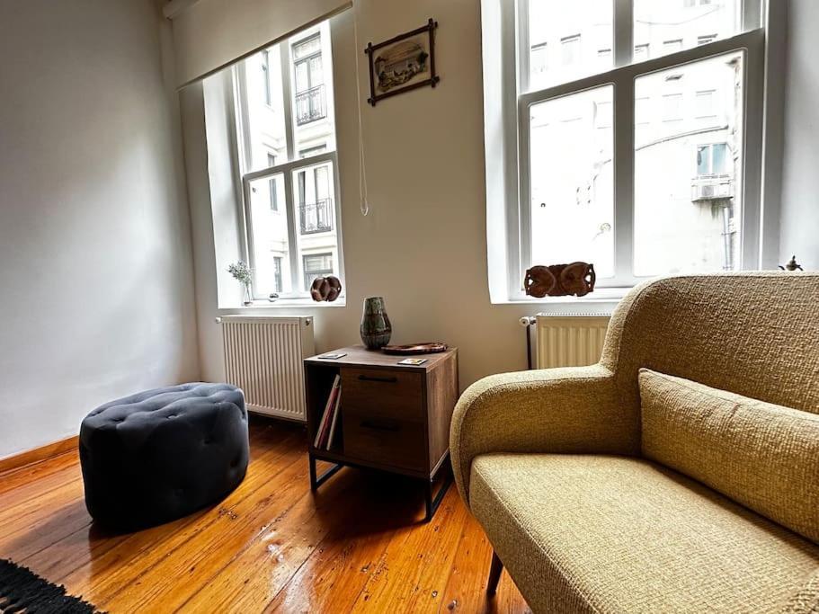 Historical Flat In Galata - Tatar Beyi Street Daire